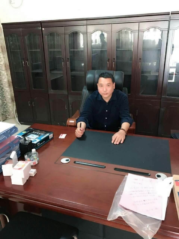 艺术家的第一张照片--平和相亲网