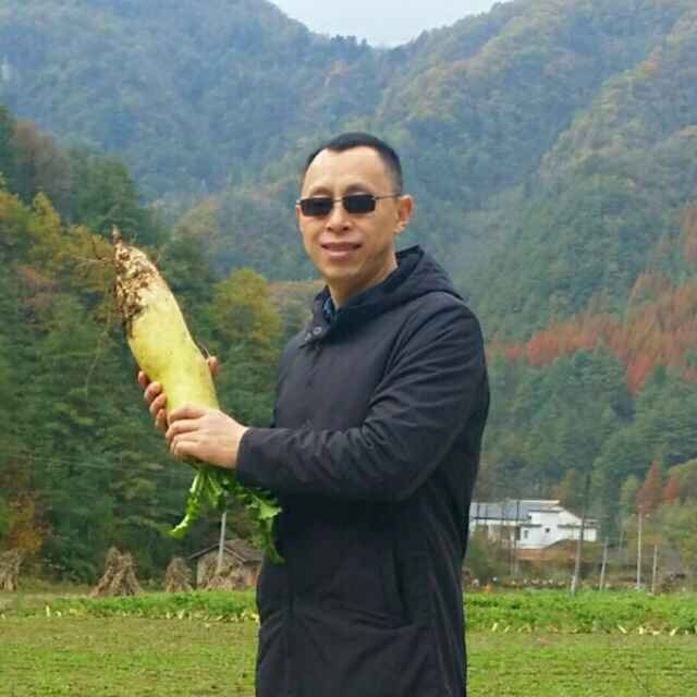 墨迹男的第一张照片--平和相亲网