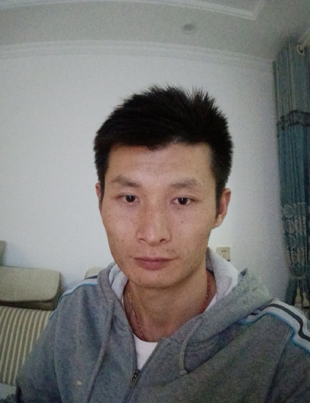 A找个靠谱的的第一张照片--平和相亲网
