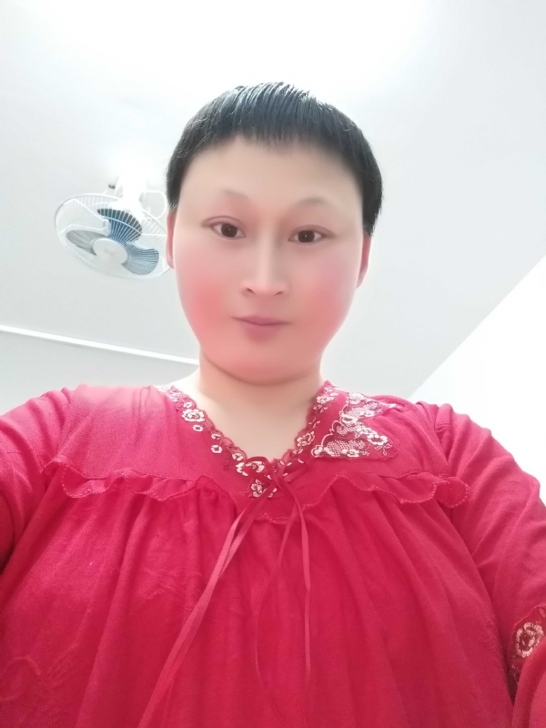 彩虹姐姐永不言弃的第一张照片--平和相亲网