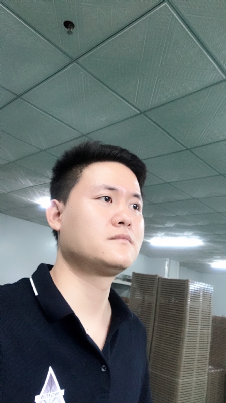伟的第一张照片--平和相亲网