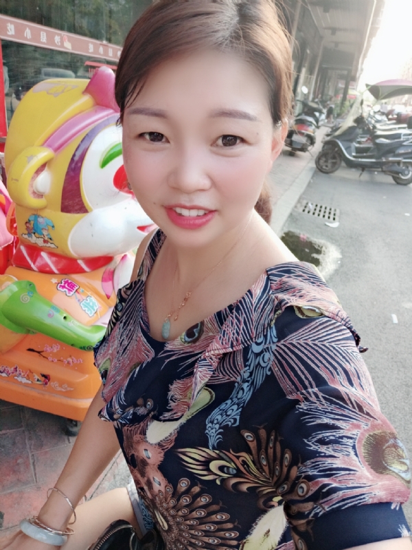 云儿的第一张照片--平和相亲网
