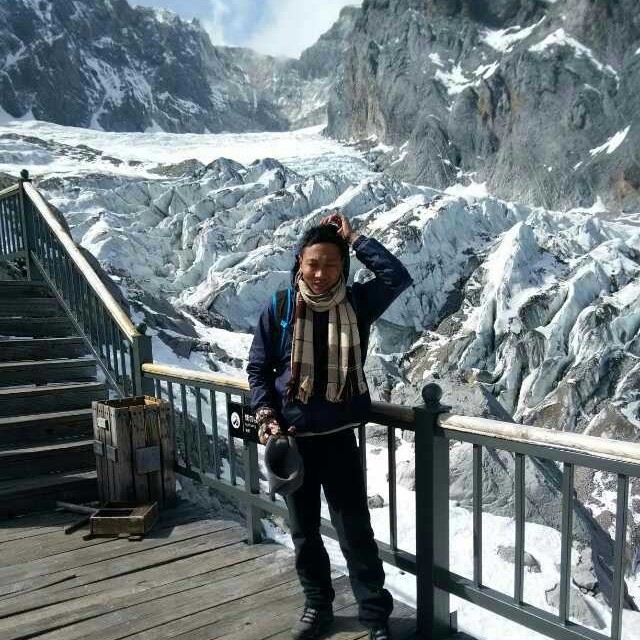 眯眯的第一张照片--平和相亲网