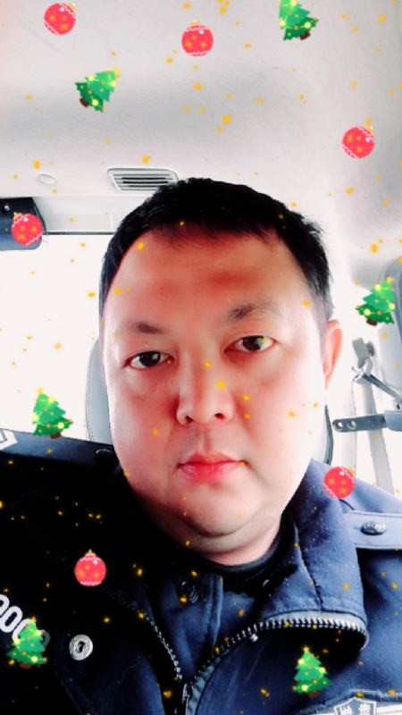 恨孤独的第一张照片--平和相亲网