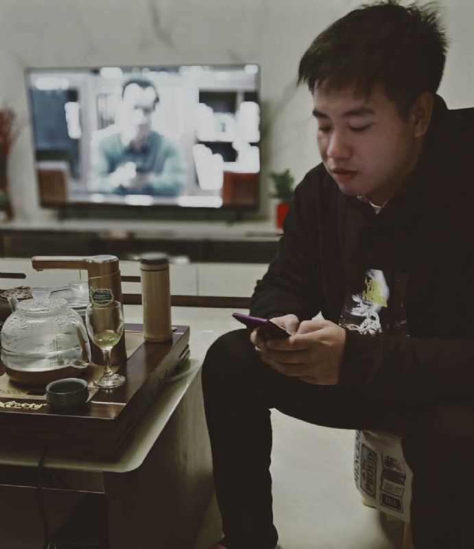 嗯今年能脱单吗的第一张照片--平和相亲网