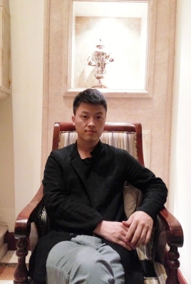 制片人杨亚林的第一张照片--平和相亲网