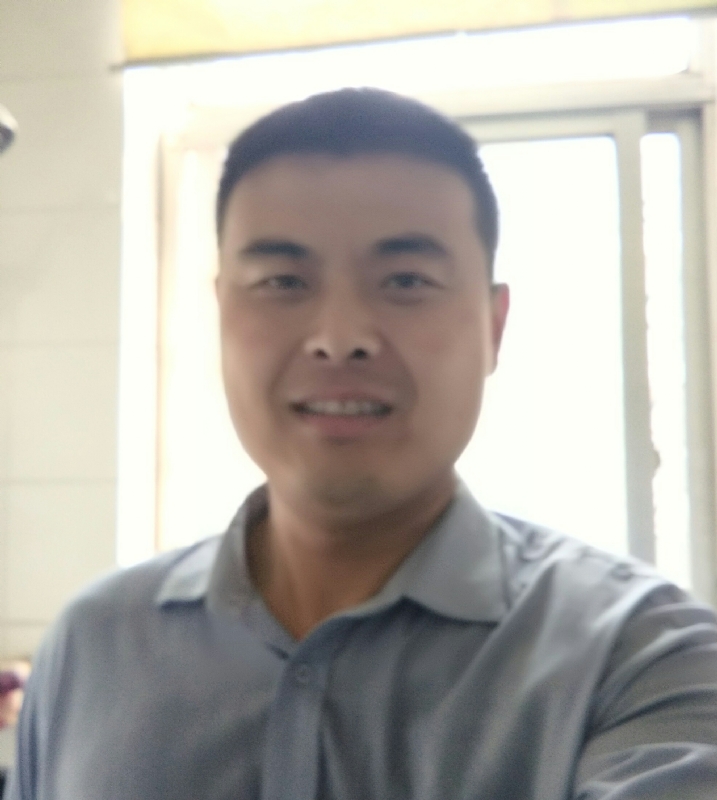 李伟的第一张照片--平和相亲网