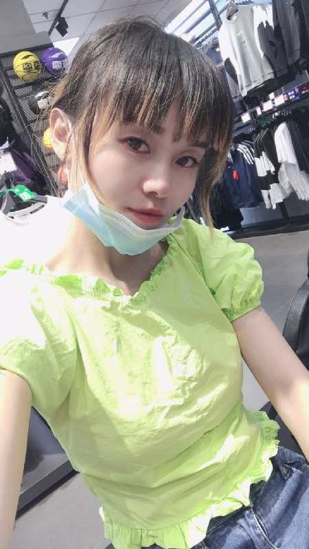 婀娜袅袅的第一张照片--平和相亲网
