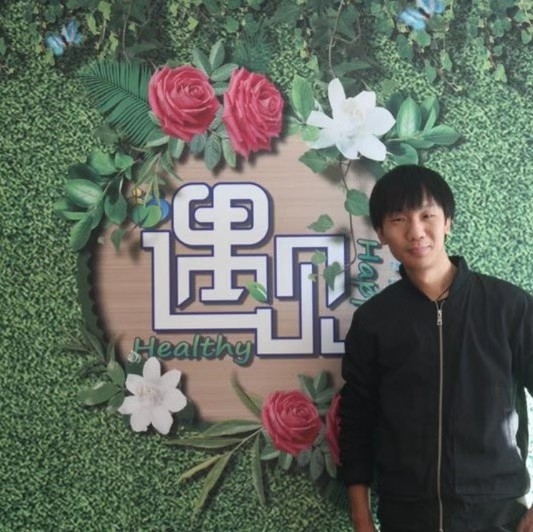 影视人~混爷张的第一张照片--平和相亲网