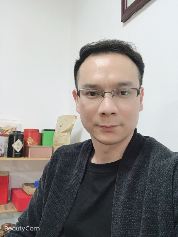 韦的第一张照片--平和相亲网
