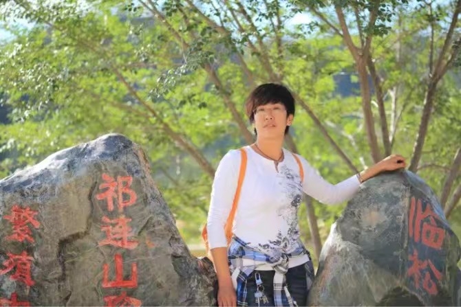 弱水河边青春草的第一张照片--平和相亲网