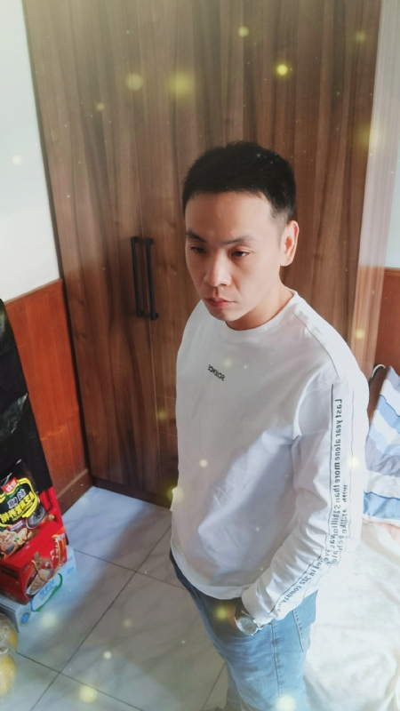 没有蜡笔的小航的第三张照片--平和相亲网