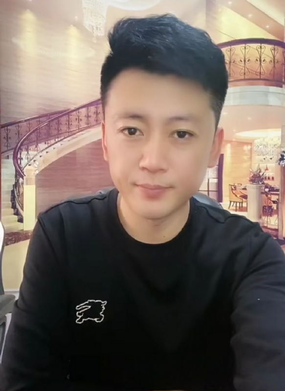 屋顶拾荒人的第三张照片--平和相亲网