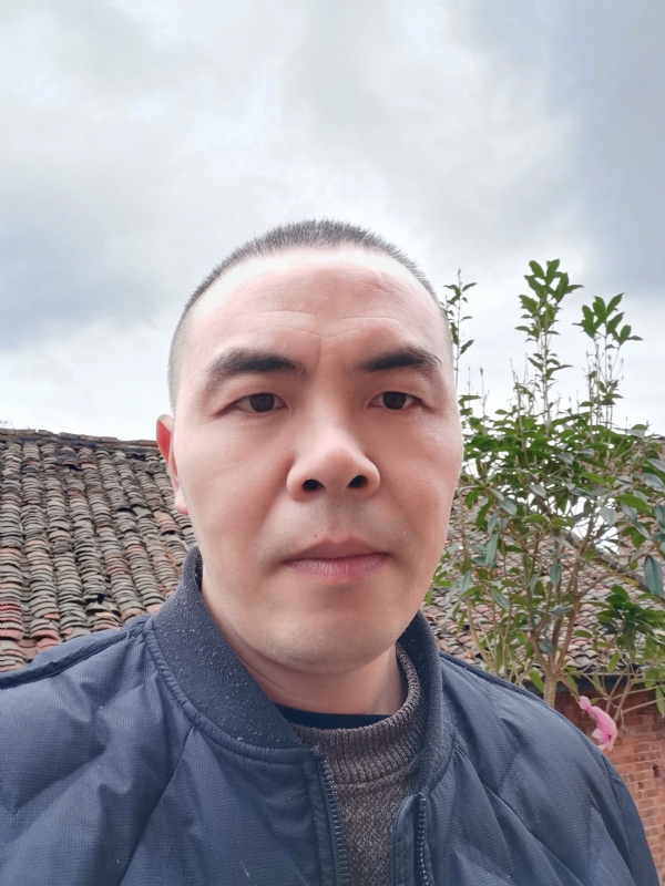 无悔的第一张照片--平和相亲网