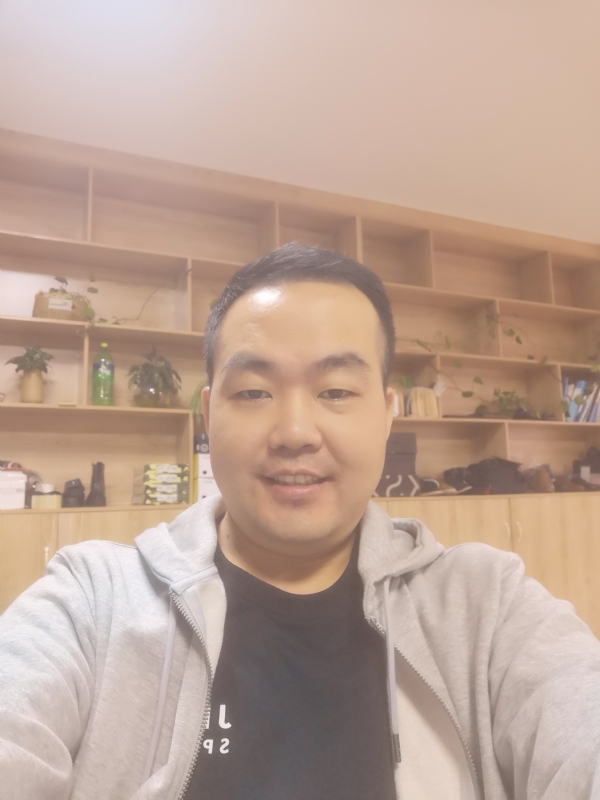 carl的第一张照片--平和相亲网