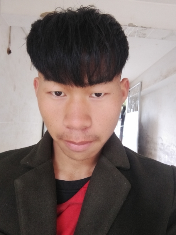 少年不在少的第一张照片--平和相亲网