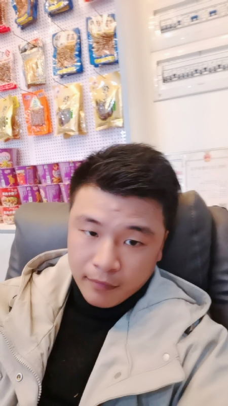 小宇的第一张照片--平和相亲网