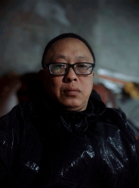 不要激动的第三张照片--平和相亲网