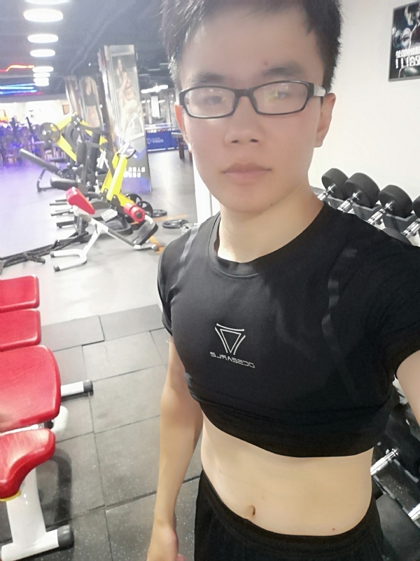 石榴裙下的第一张照片--平和相亲网