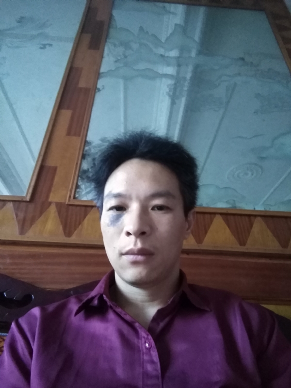 风中落叶的第一张照片--平和相亲网