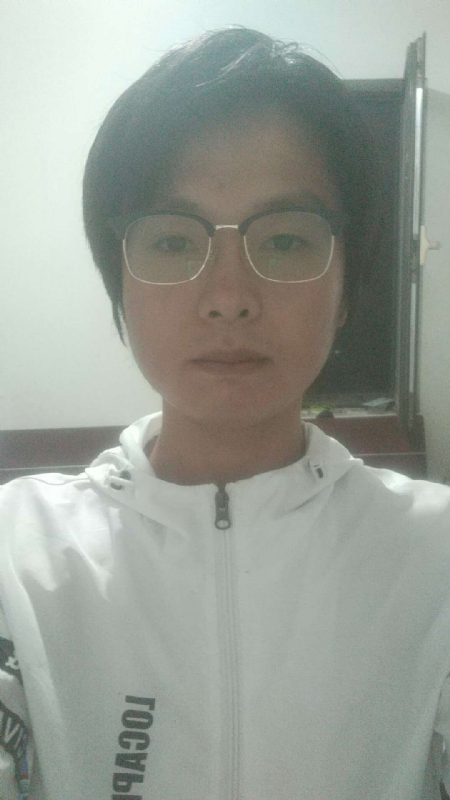 轻吻的第一张照片--平和相亲网