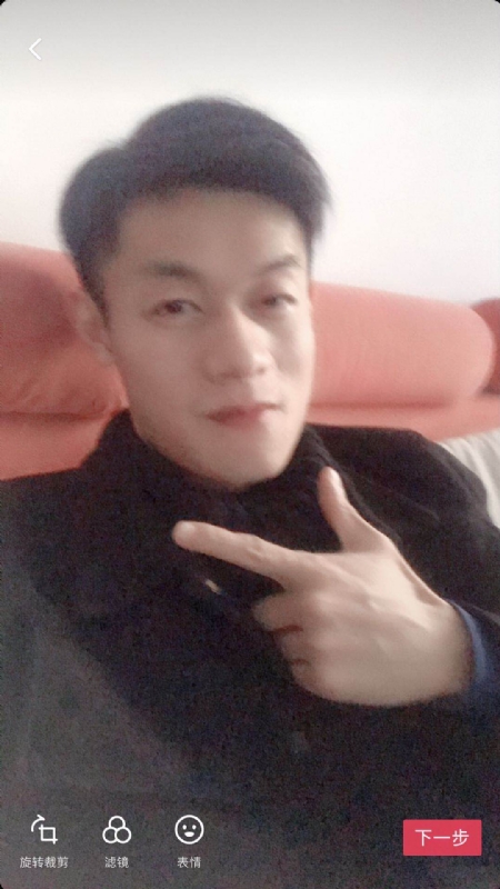 相守的第一张照片--平和相亲网