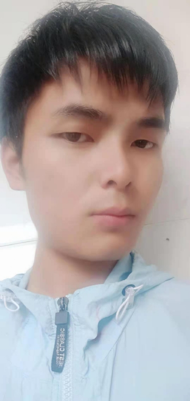 安静的男生的第一张照片--平和相亲网