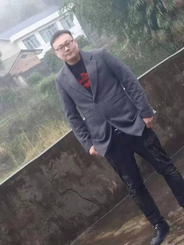 冰城的第二张照片--平和相亲网