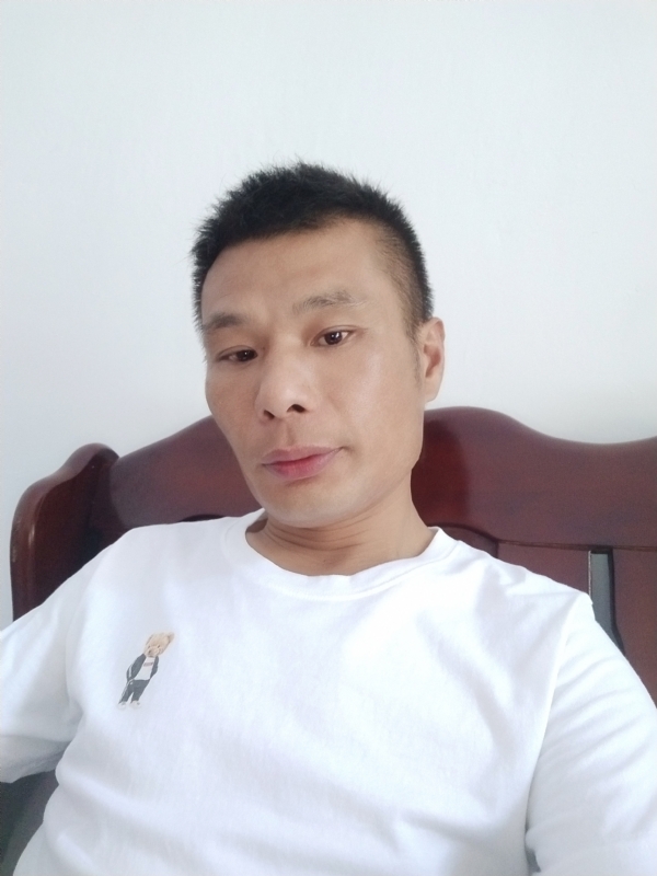 年少轻狂的第一张照片--平和相亲网