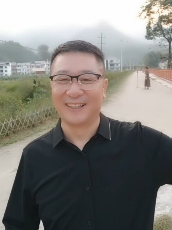 在這裡等你的第二张照片--平和相亲网