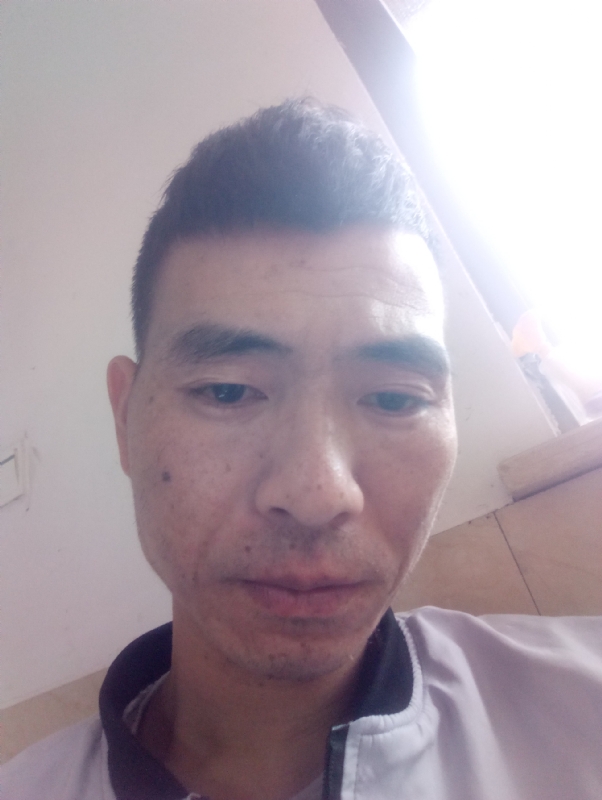 想你的夜的第一张照片--平和相亲网