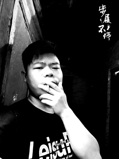 一見鍾情的第五张照片--平和相亲网