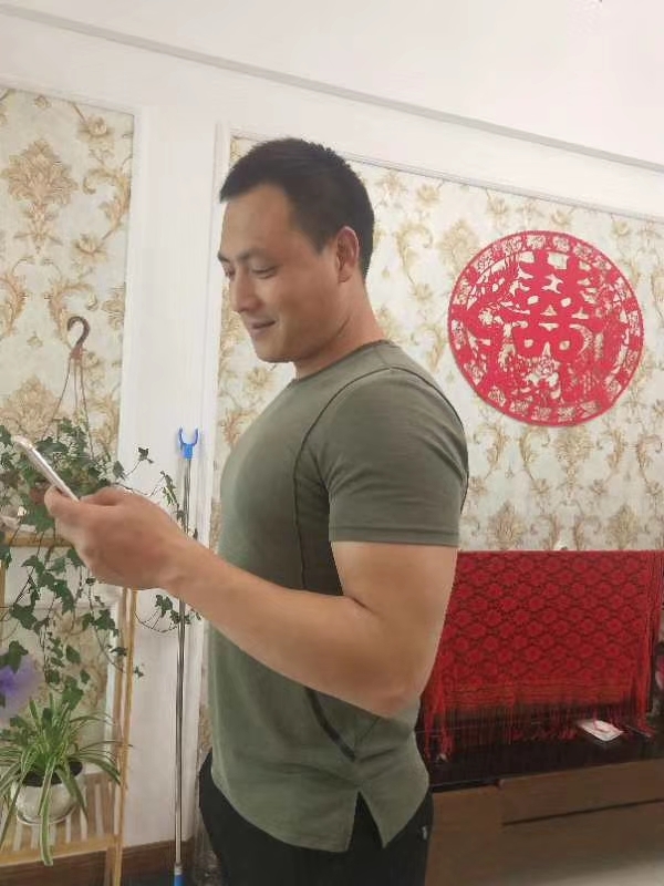 旧时相识的第三张照片--平和相亲网