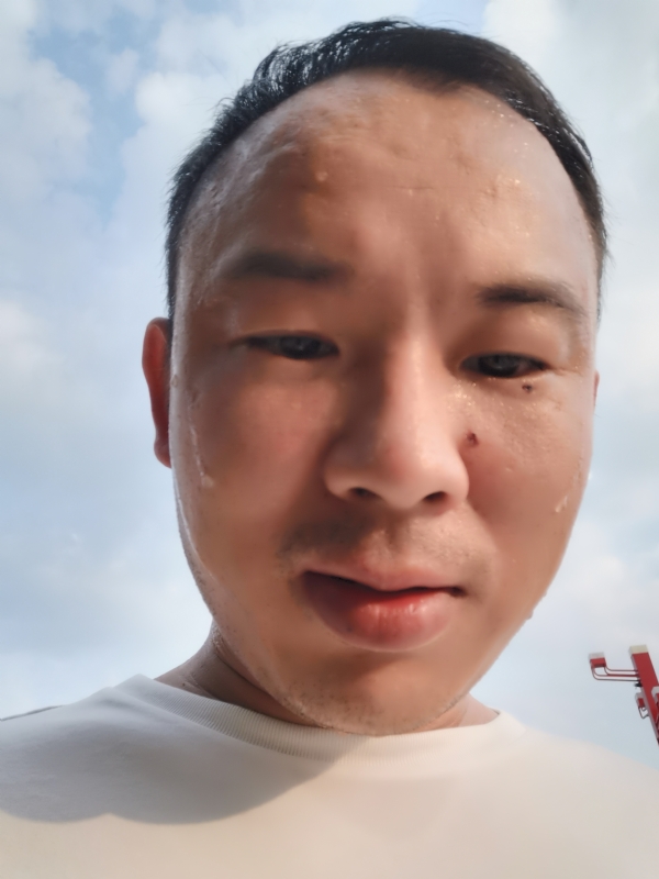 唐老鸭的第一张照片--平和相亲网