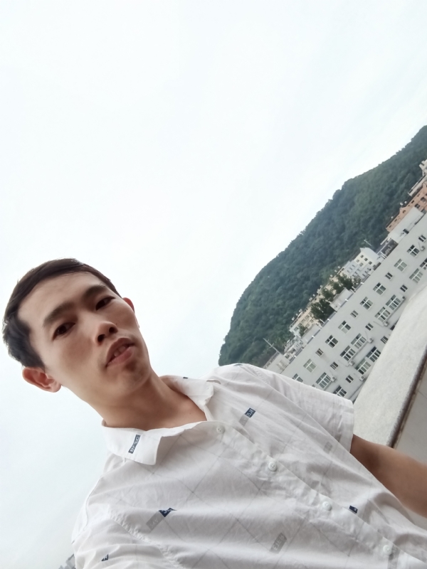 会飞的鱼的第一张照片--平和相亲网