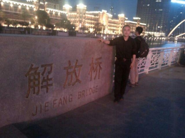 海阔天空的第一张照片--平和相亲网