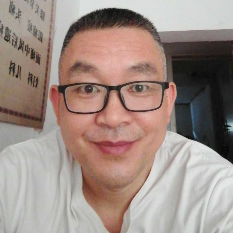你好美女在吗的第一张照片--平和相亲网