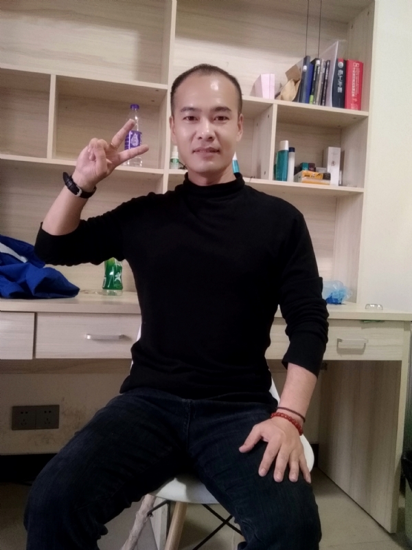 熊大与熊二的第一张照片--平和相亲网