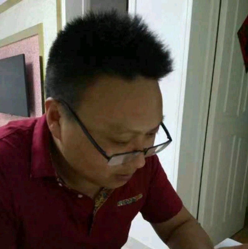 孔明的第一张照片--平和相亲网