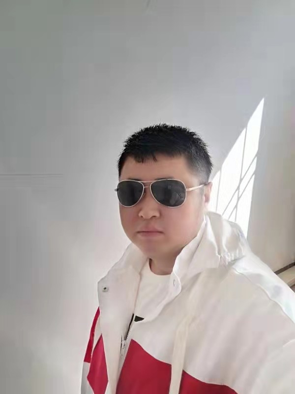 大漠叔叔的第一张照片--平和相亲网