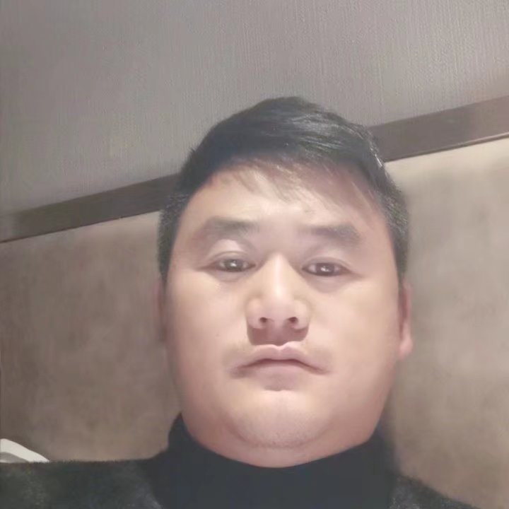 奔跑的第一张照片--平和相亲网