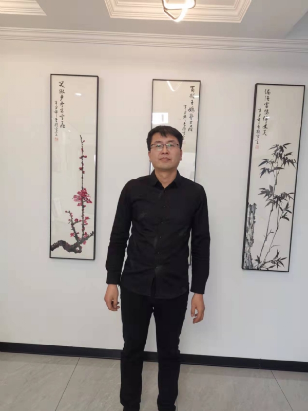 情义比天高的第一张照片--平和相亲网
