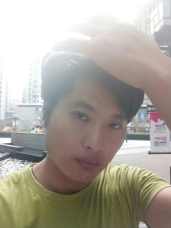 钢铁侠的第一张照片--平和相亲网