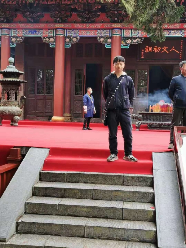 单身的小草的第三张照片--平和相亲网