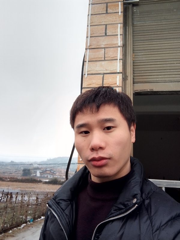 银色的羽翼的第一张照片--平和相亲网