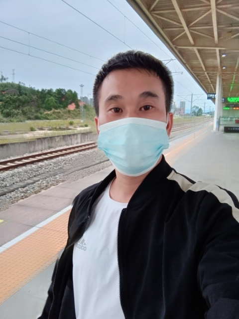 小李的第一张照片--平和相亲网