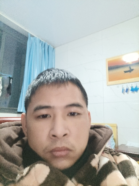 寂寞的第二张照片--平和相亲网