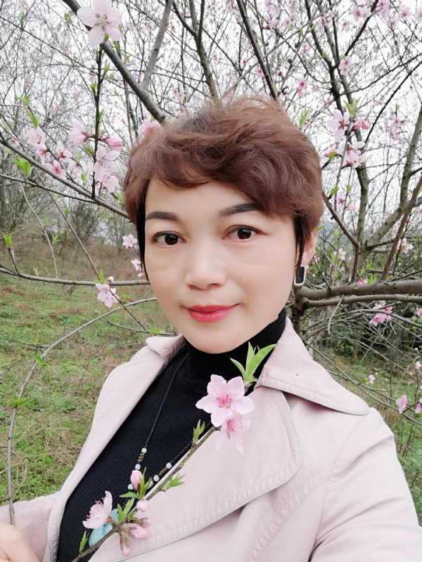 转角遇到你的第一张照片--平和相亲网