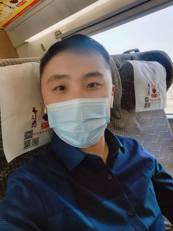 孤独的小屁猪的第二张照片--平和相亲网