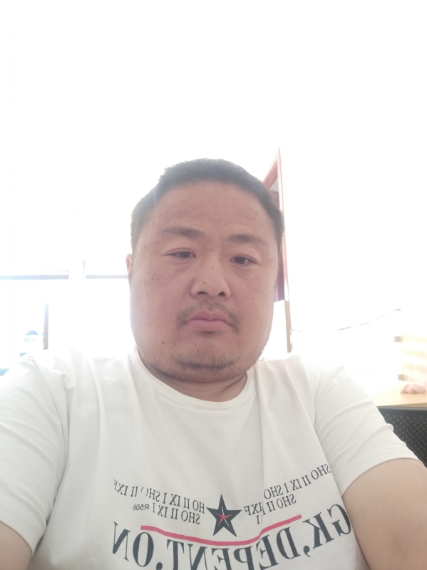 流星隐爱的第一张照片--平和相亲网